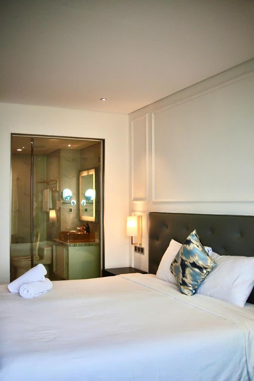 Golden Apartment With Sea View Дананг Экстерьер фото